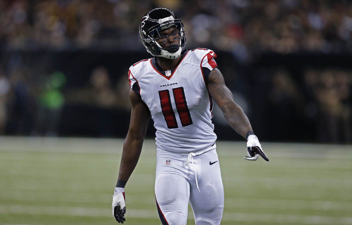 NFL: Jones to help Falcons leap into the playoffs